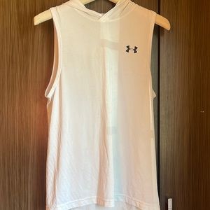 Under Armor . Tank top. Size M. In very good condition